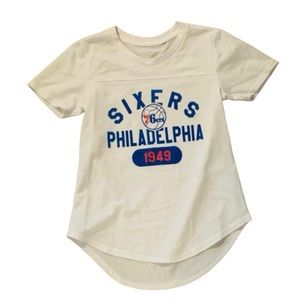 PHILADELPHIA 76ers top, size Large
